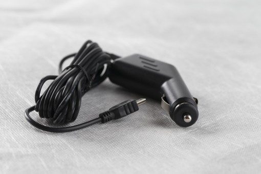 camera adapter with car cigeratte lighter plug support